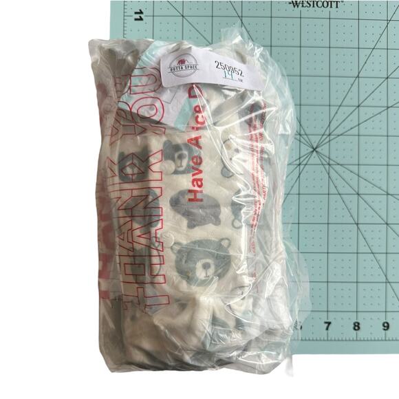 Baby Clothing Bundle Size 0-6 Months - Picture 8 of 9